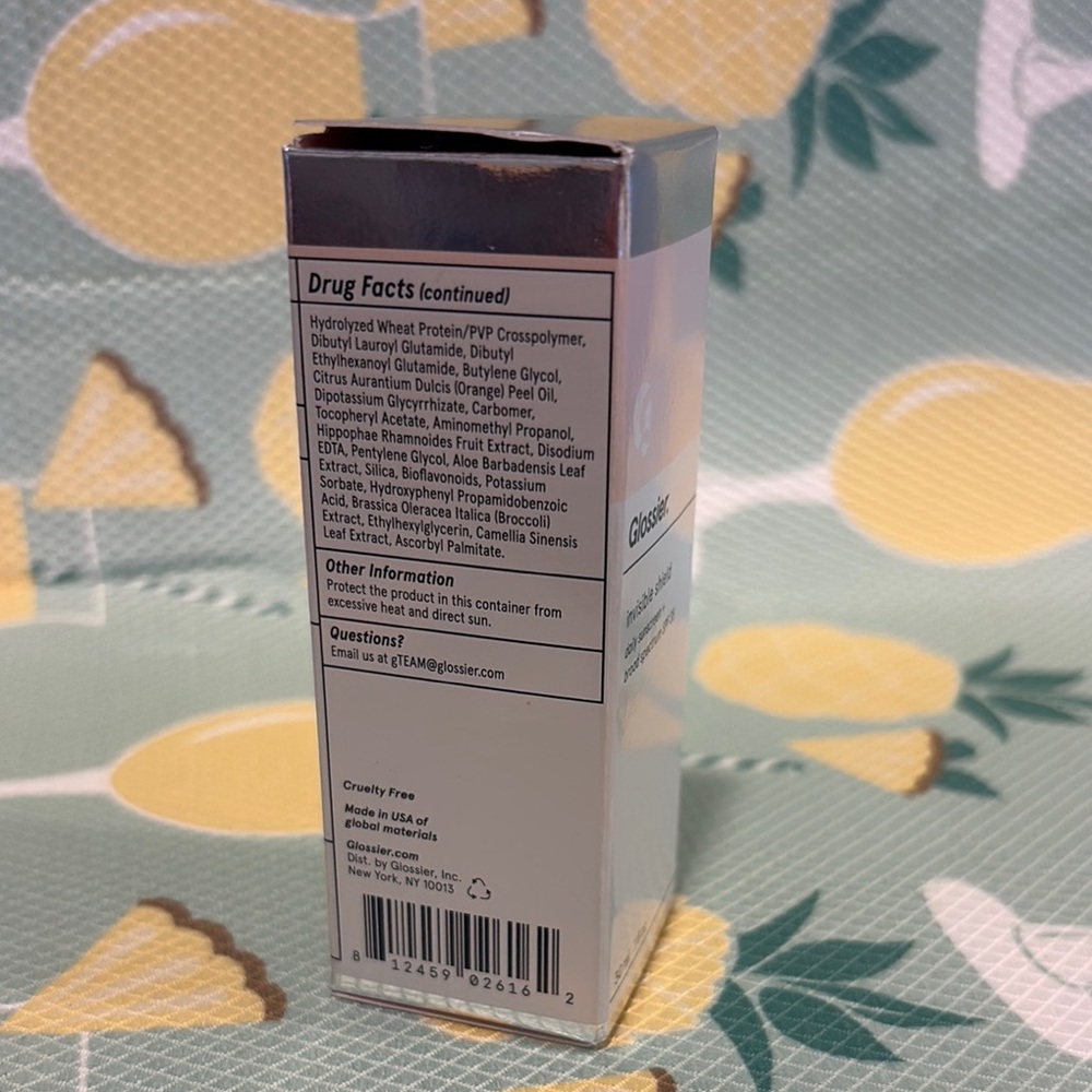 Glossier Invisible Shield SPF 35 Sunscreen - Picture 4 of 5